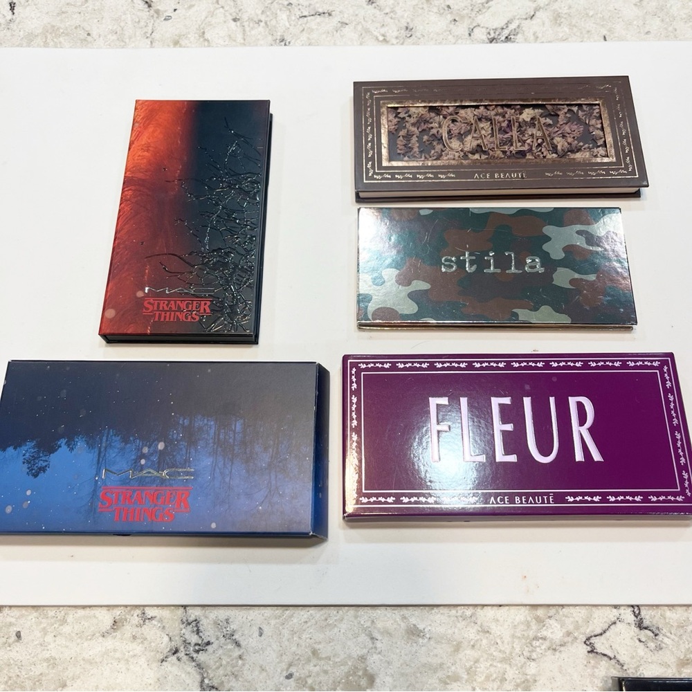 MAC Stranger Things STILA Ace Beaute Calla & Fleur Eyeshadow Palette Set